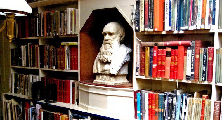 O que é uma lista das realizações de Charles Darwin?