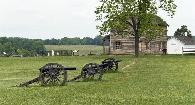 Qual foi a primeira batalha da Guerra Civil?
