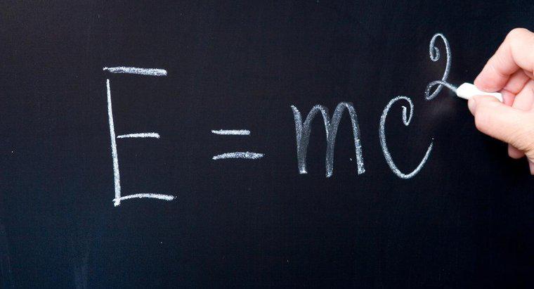 O que significa "E = mc²"?