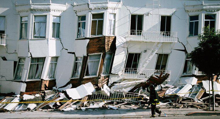 Como os terremotos causam danos?
