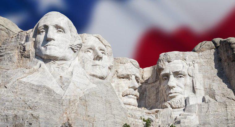 Quem foram alguns dos presidentes mais notáveis ​​dos Estados Unidos?
