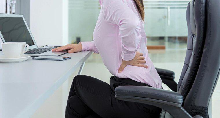 O que pode causar dor nas costas em mulheres?