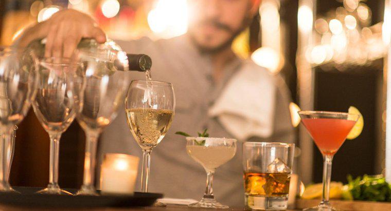 Quanto você paga a um barman em uma festa privada?