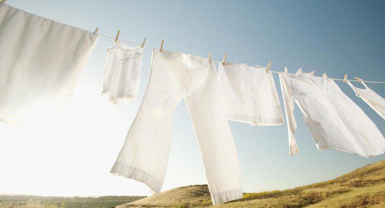 A roupa branca deve ser lavada em água quente ou fria?