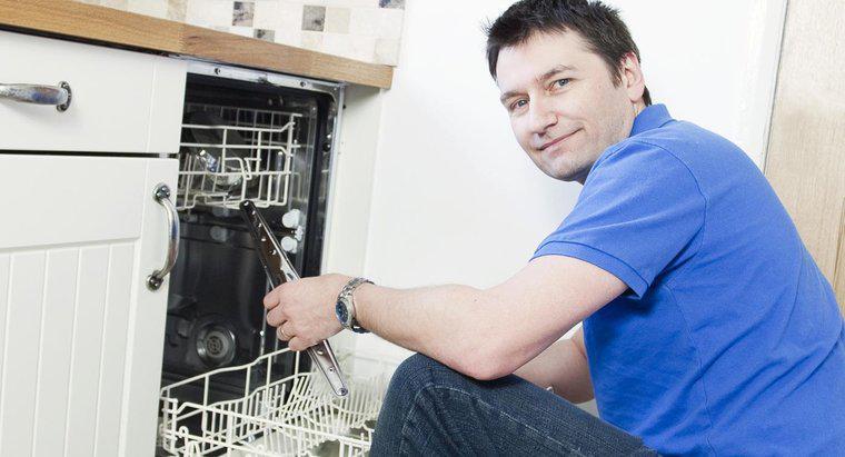 Como você redefine os códigos em uma máquina de lavar louça Kenmore?