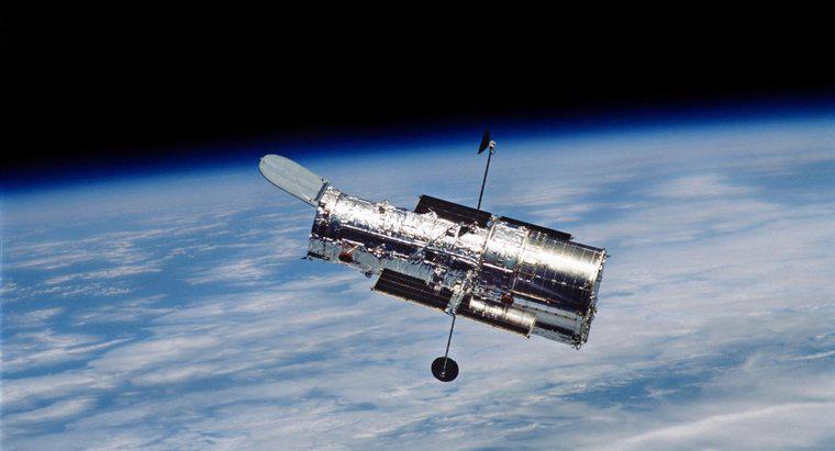 Qual é o objetivo do telescópio espacial Hubble?