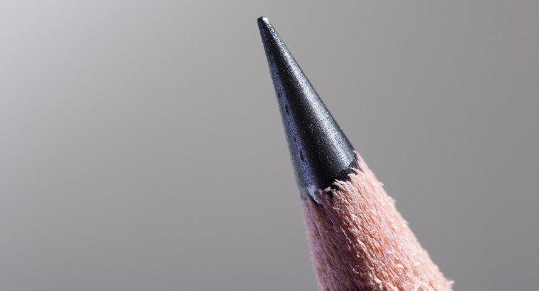 De que material é feito o chumbo dentro de um lápis?