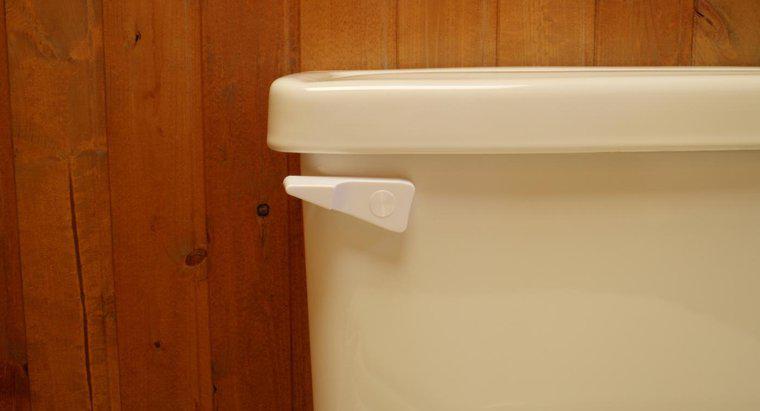 Por que um vaso sanitário faz barulho após a descarga?