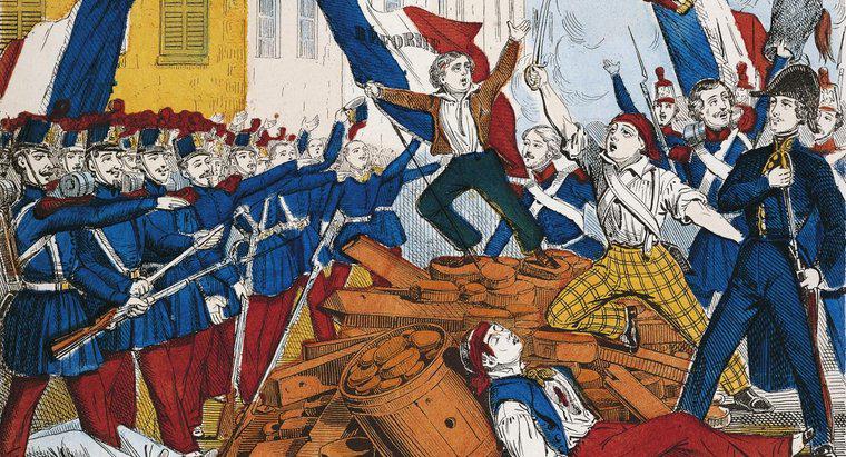 Que eventos levaram à Revolução Francesa?