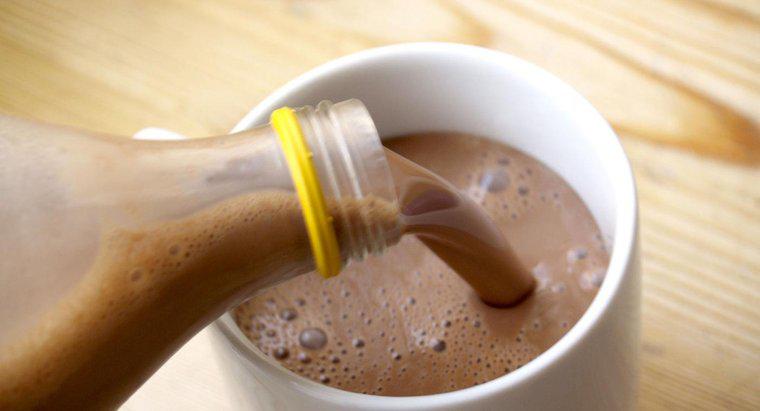 Qual é a diferença entre Yoo-Hoo e leite com chocolate?