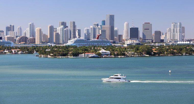 Quem mora na Star Island em Miami?