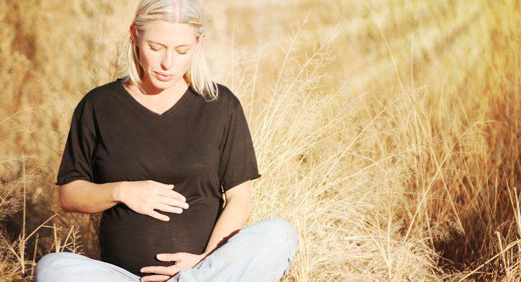 Quantas semanas é uma gravidez a termo em mulheres?