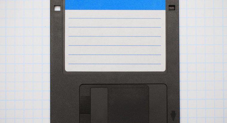 Qual é a capacidade de armazenamento de um disquete?