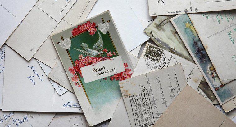 Como encontro o valor de um cartão postal antigo?