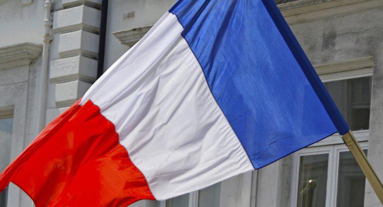 O que a bandeira francesa representa?