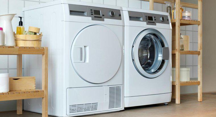 Quais são as dimensões médias de lavadoras e secadoras?