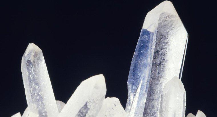 Como saber se algo é cristal real?