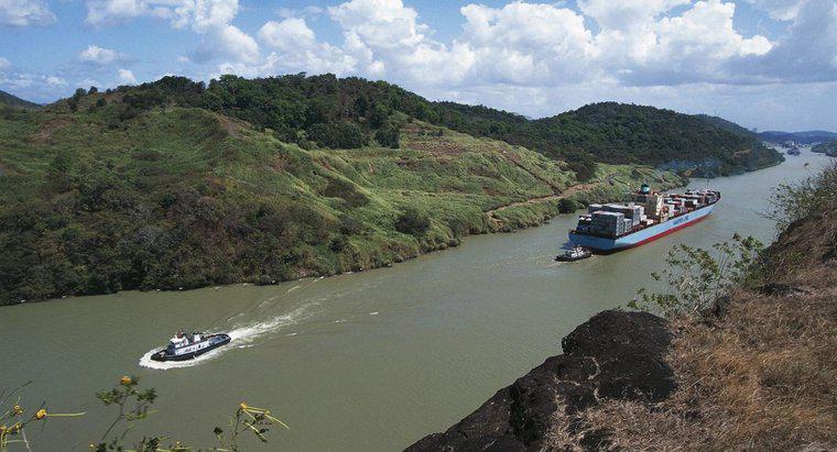 Quanto tempo demorou para construir o Canal do Panamá?