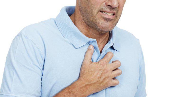 Quais são os sintomas de bloqueio cardíaco?