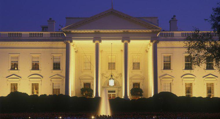 Quais são alguns fatos interessantes sobre a Casa Branca?