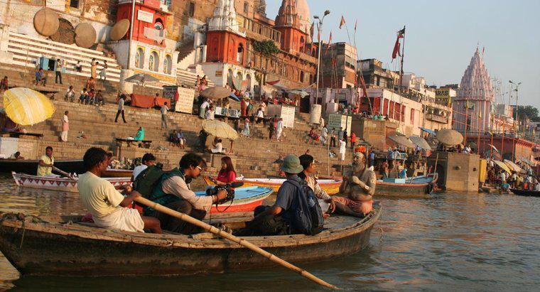 Como o rio Ganges é usado pelos humanos?