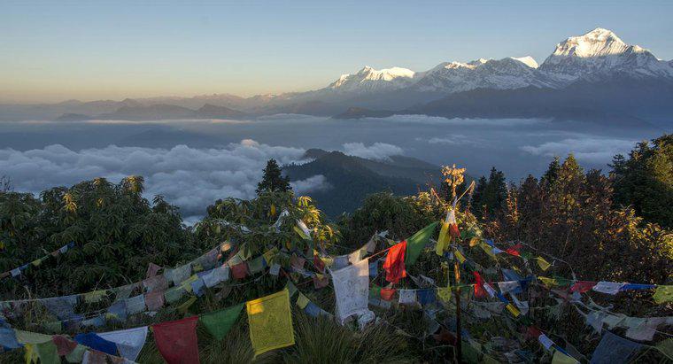 Qual foi o ano da independência do Nepal?