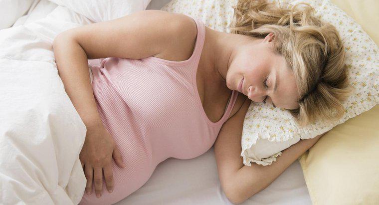 Qual é o significado de uma gravidez intrauterina?