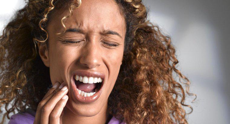 Por que as dores de dente doem mais à noite?