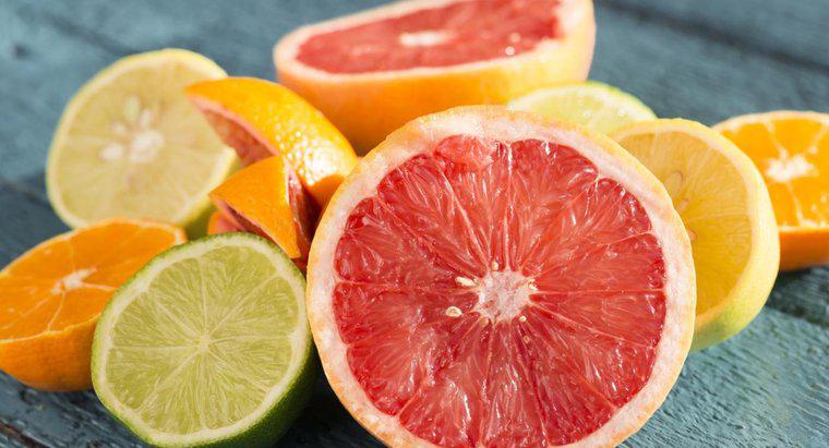 Quais frutas são ricas em ácido?