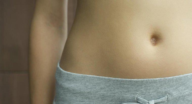 O que causa dor ao redor do umbigo e é um sinal de gravidez?
