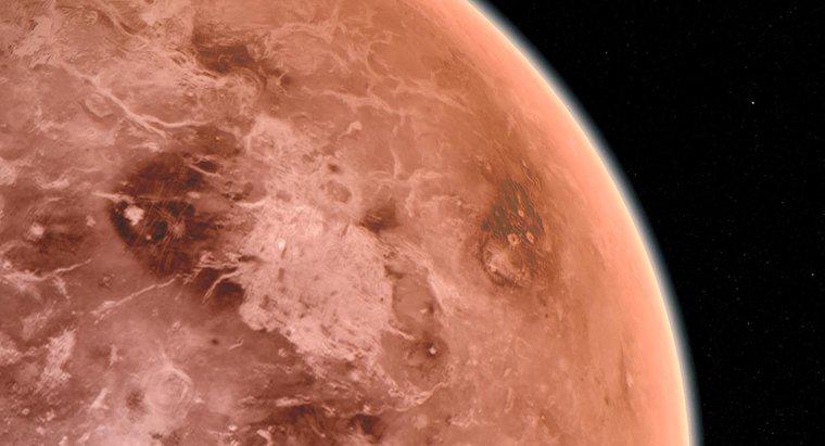 Quais são as baixas e altas temperaturas em Vênus?
