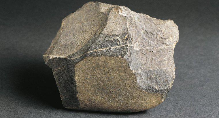 Quais são algumas das invenções da Idade da Pedra?