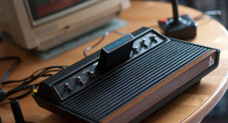 Em que ano foi lançado o Atari?