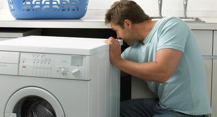 Quais são as causas do vazamento do transbordamento do dreno da máquina de lavar?
