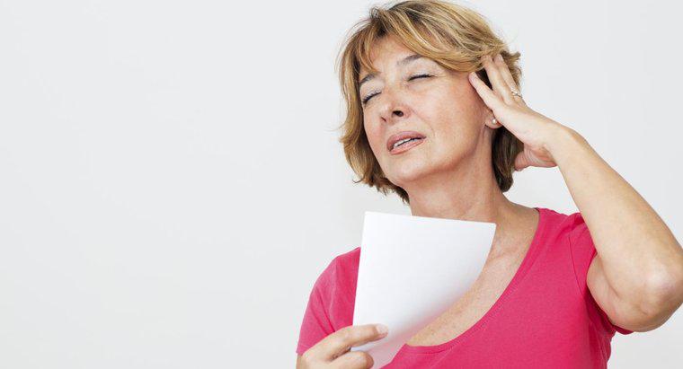 Que sinais indicam que você pode estar chegando à menopausa?