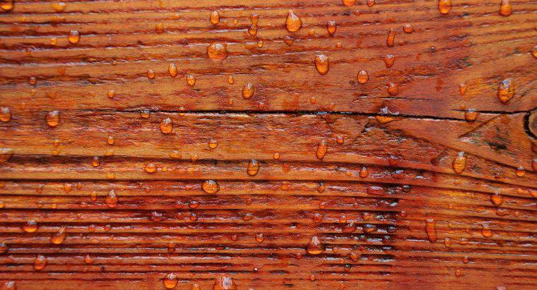 Quanto tempo leva para a mancha de madeira secar?