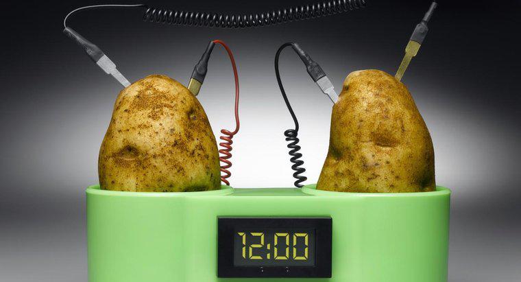Como uma batata conduz eletricidade?
