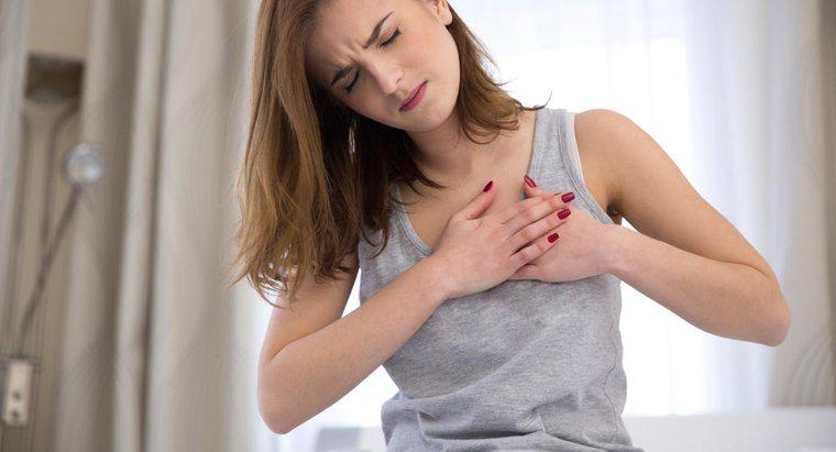 Quais são os sintomas de insuficiência cardíaca nas mulheres?