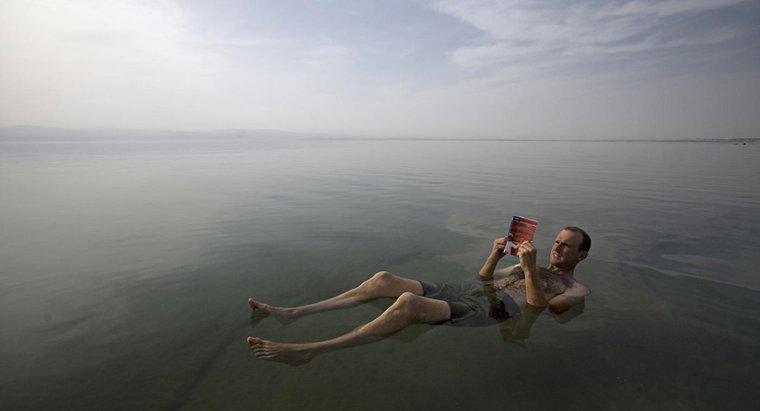 Como o Mar Morto recebeu seu nome?