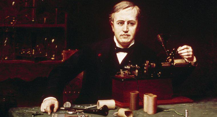 Thomas Edison tinha irmãos ou irmãs?