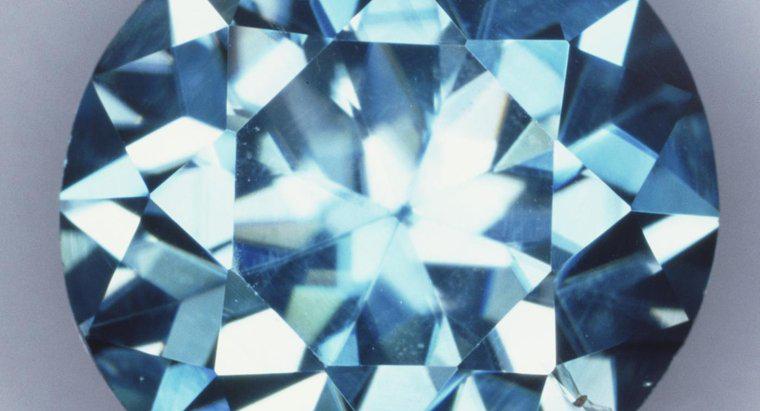O que é o brilho de um diamante?