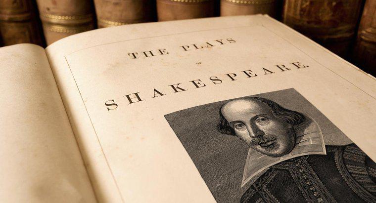 Qual é o nome do meio de William Shakespeare?
