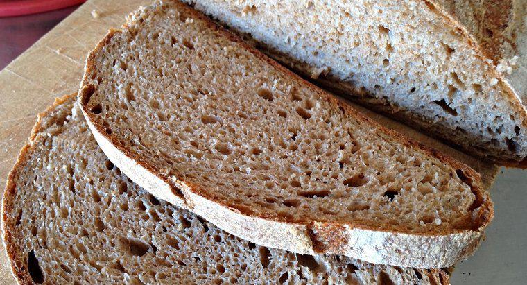 Qual é a diferença entre pão integral e pão integral?