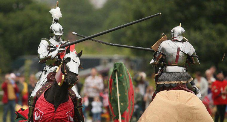 O que os cavaleiros vestiam durante a Idade Média?