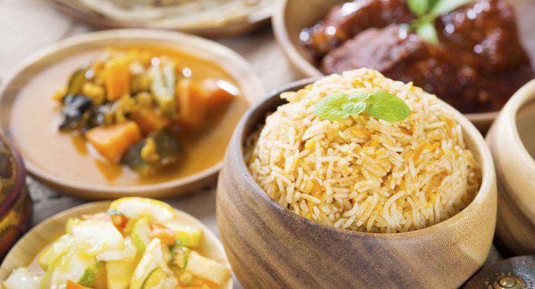 Que alimentos são consumidos durante o Diwali?