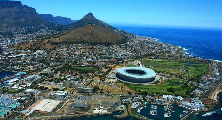 Qual é a capital oficial da África do Sul?