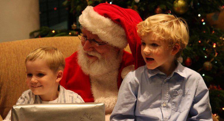 Você pode personalizar a boa lista do Papai Noel com o nome do seu filho?