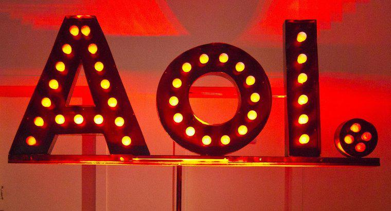 O que significa "AOL"?
