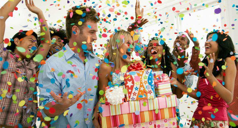 Quais são as maneiras de comemorar um aniversário de 18 anos?