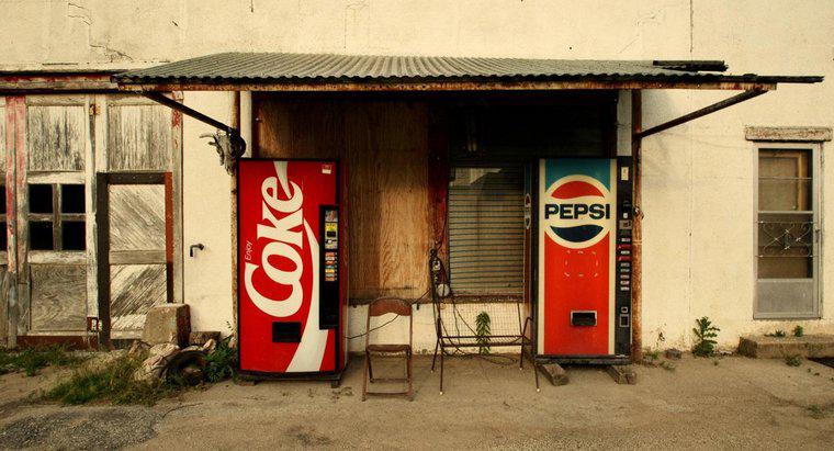 Qual é o teor de açúcar em 12 onças de Pepsi e 12 onças de Coca?